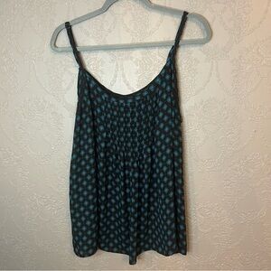 Torrid tank blouse diamond pleated 1 great condition